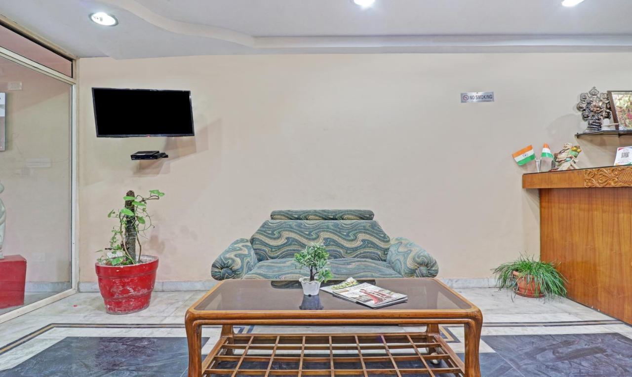 Hotel Vikrant Pinjaur Extérieur photo